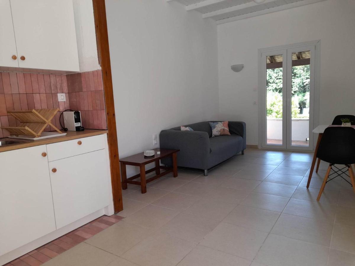 Lemontree Apartments Kassiopi Exterior photo